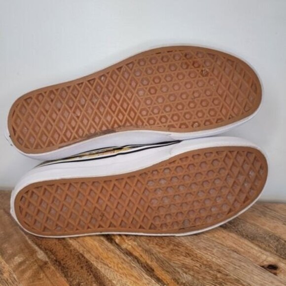 Vans x Alice In Wonderland Men's 4 Women's 5.5 Sneakers Shoes RARE - Picture 8 of 9